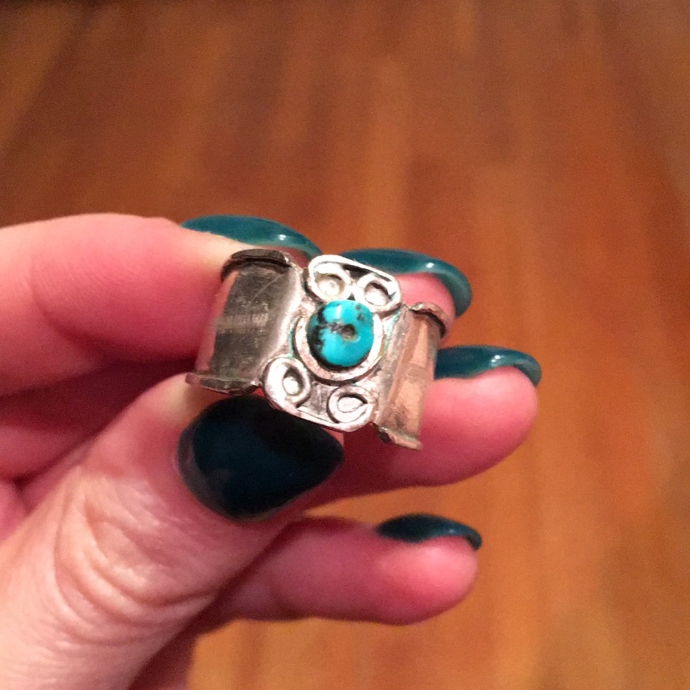 Turquoise Silver Ring